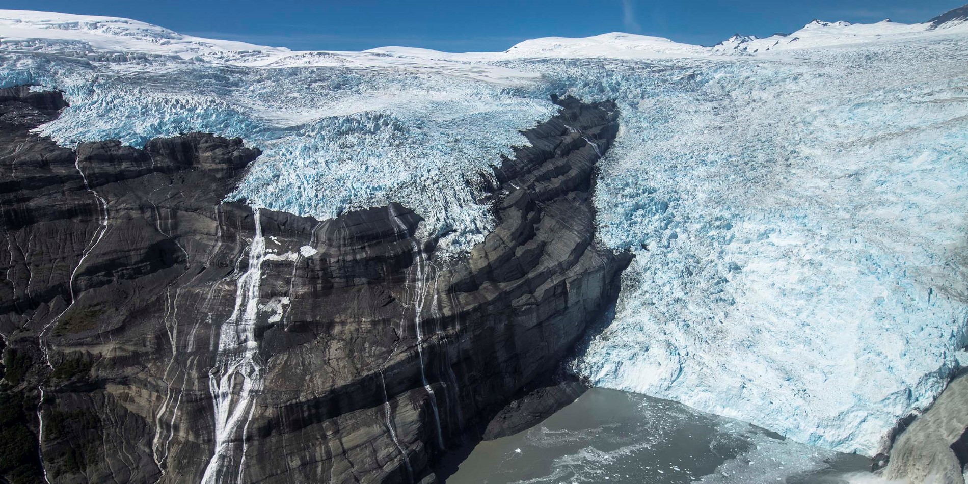 Mächtige Gletscher prägen die Landschaft.